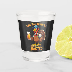 Dieser Barkeeper ist bereit, sich zu blamieren Schnapsglas