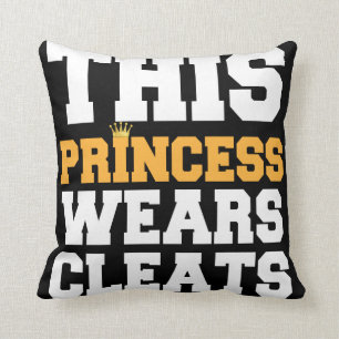 DIESER GESCHENKE PRINZESSIN-WEARS CLEATS SOCCER KISSEN