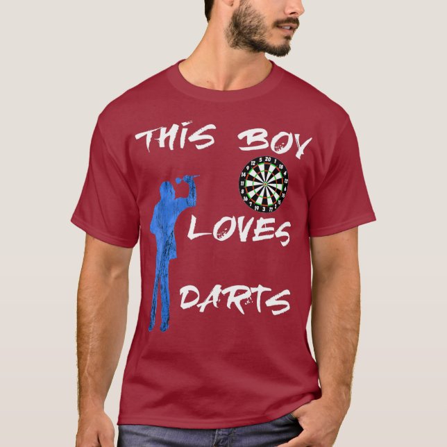 Dieser Junge Liebe Darts Board Games Player T-Shirt (Vorderseite)