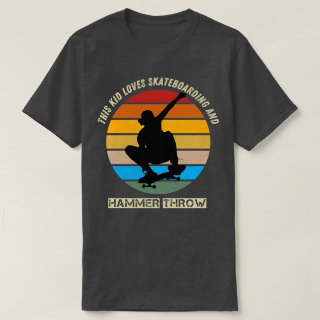 dieser Junge Lieben Skateboarden und Hammer werfen T-Shirt (Design vorne)