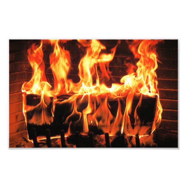 Dieser Kamin ist fast ein heißes Foto (Vorne)