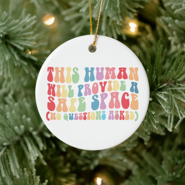 Dieser Mensch wird ein sicheres, schwules Homosexu Keramik Ornament (Baum)
