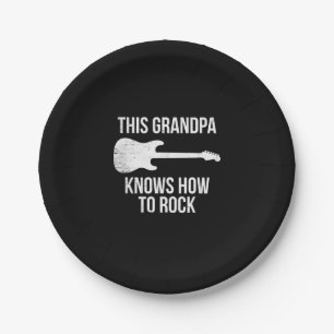 Dieser Opa kennt den Gitarrenrock-Musiker Pappteller