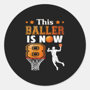 Dieses Baller ist jetzt 8 Jahre alt Runder Aufkleber
