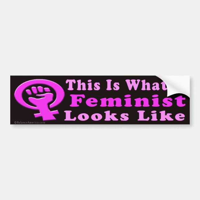 Dieses ist ein feministischer Autoaufkleber (Vorne)