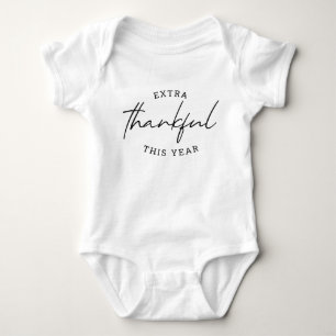 Dieses Jahr Extra Dankbar Schwangerschaftsankündig Baby Strampler