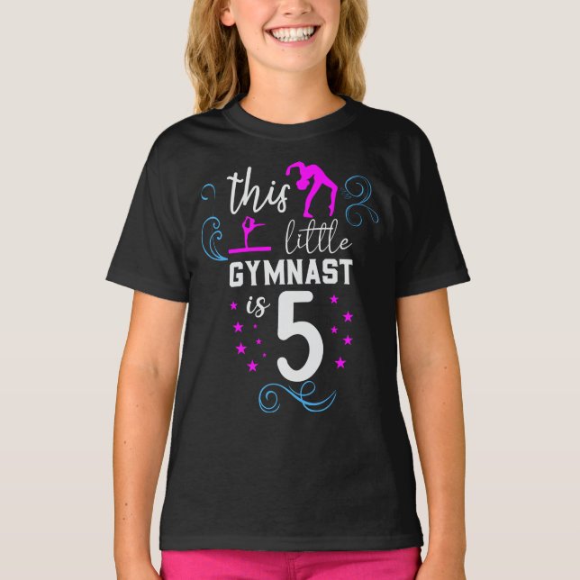 Dieses kleine Gymnast ist 5 T - Shirt (Vorderseite)