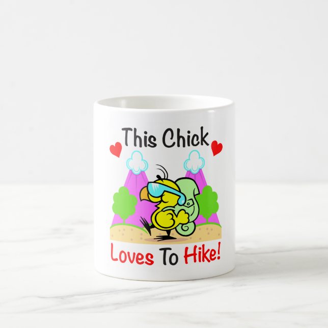 "Dieses Küken-Lieben, Trinkbehälter zu wandern" Kaffeetasse (Mittel)