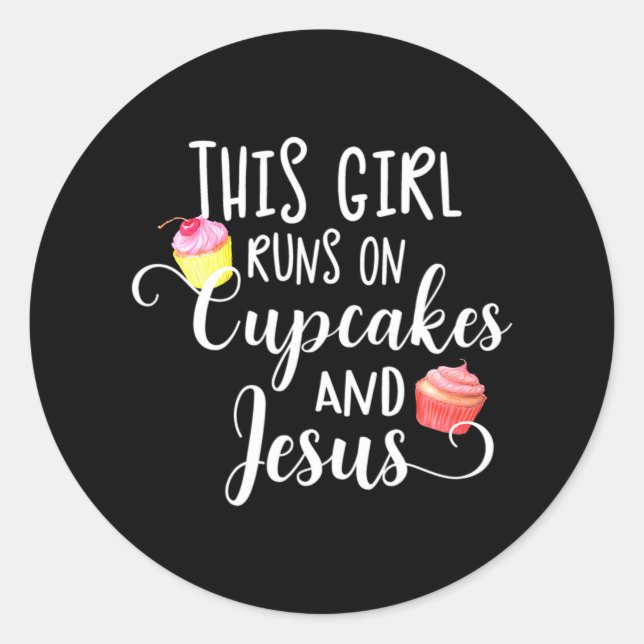 Dieses Mädchen läuft auf Cupcakes und Jesus Funny Runder Aufkleber (Vorderseite)