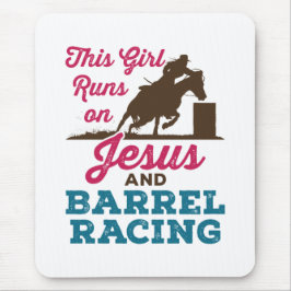 Dieses Mädchen läuft auf Jesus und Barrel Racing Mousepad