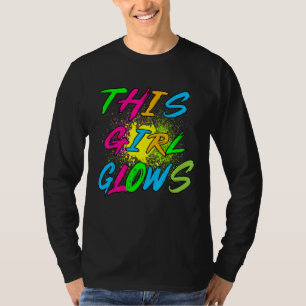 Dieses Mädchen leuchtet Retro-Glow-Party-Girl 80er T-Shirt