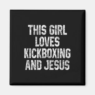 Dieses Mädchen liebt Kickboxen und Jesus Lustiges Magnet