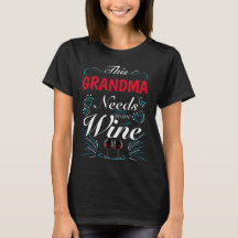 Dieses Oma braucht etwas Wein