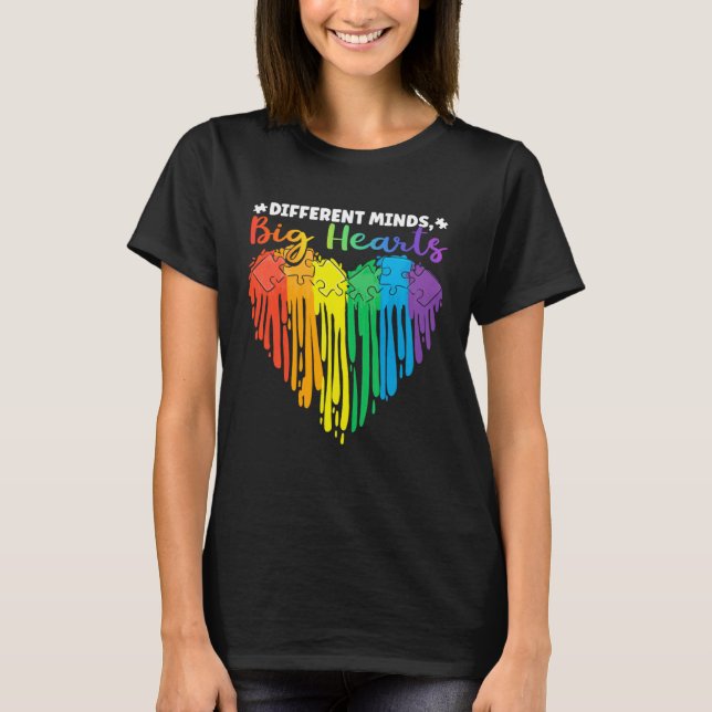 Different Minds Big Hearts Puzzle Piece Autism Awa T-Shirt (Vorderseite)
