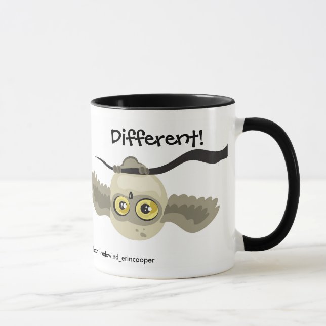 Différent ! Tasse à l'envers de hibou (Droite)