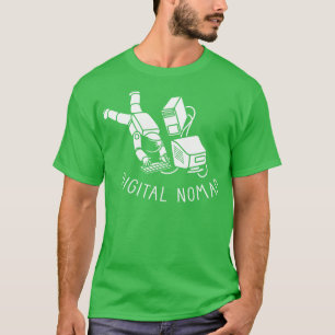 Digitaler Nomaden-Astronaut-CPU-Computer von Tobe T-Shirt