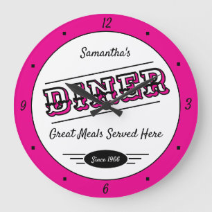 Diner Beliebiger Name Datum Retro Hot Pink Schwarz Große Wanduhr