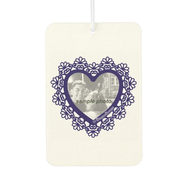 Dingus Heart Lace Rahmen Autolufterfrischer (Vorderseite)