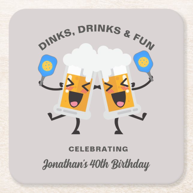 Dinks & Drinks Cartoon Bier Tasse Custom Picklebal Rechteckiger Pappuntersetzer (Vorderseite)