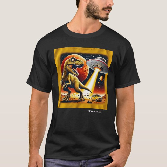 Dino UFO Selfie: Alien Encounter (Man Tshirt) #07 T-Shirt (Vorderseite)