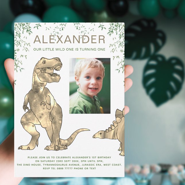 Dinosaur 1er anniversaire fête photo Invitation (Dinosaur 7th birthday party invitation with photo template T-Rex and stegosaurus dinos )