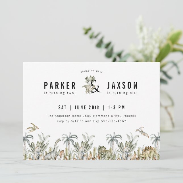 Dinosaur Thema Gemeinsame Geburtstagspartei Einladung (Stehend Vorderseite)