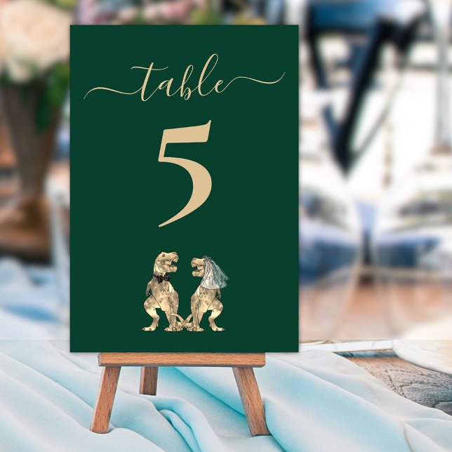 Dinosaur Thema Hochzeit Grün Tischnummer (Dinosaur themed dark green wedding table number cards Fun T-Rex bride and groom dinos elegant script)