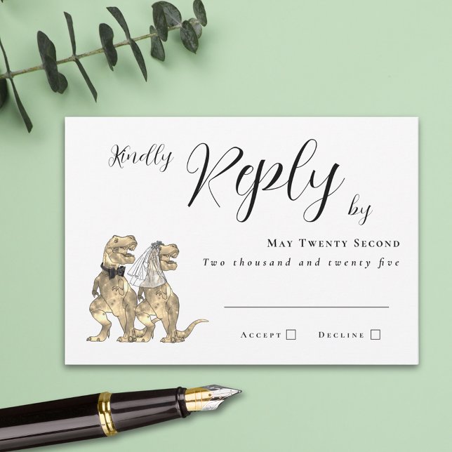 Dinosaur Theme Wedding Reply RSVP Karte (funny dinosaur wedding RSVP card T-Rex bride and groom modern elegant script simple minimalist )
