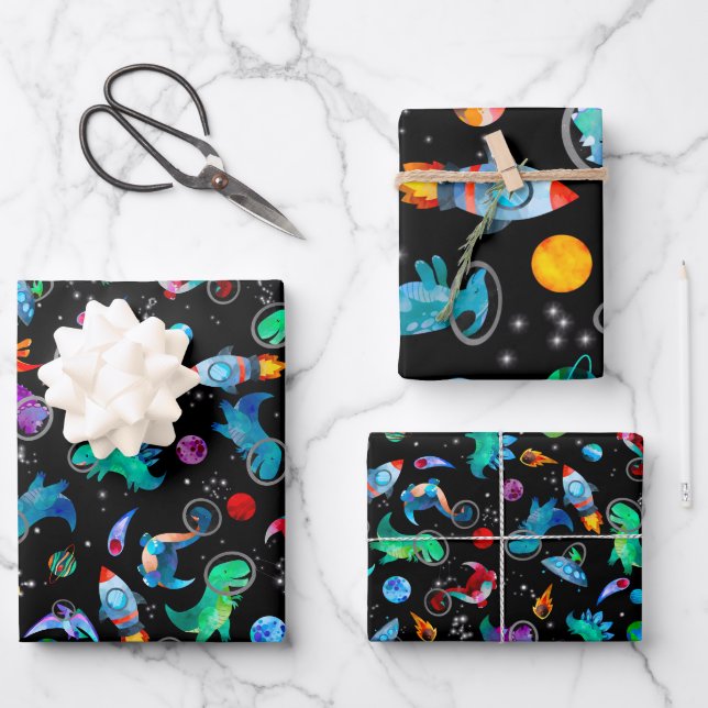 Dinosaurier Astronauten Aquarellplatz Dino Geburts Geschenkpapier Set (Vorderseite)