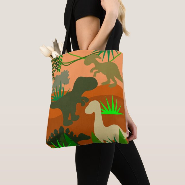 Dinosaurier in der Wildnis Tasche (Von Nahem)