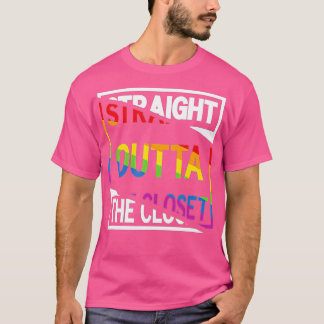 Direkt vor dem Closet Proud LGB Pride Rainbow  T-Shirt