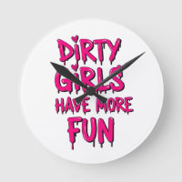 Dirty Girls haben mehr Spaß beim Mudder Mudding Gi