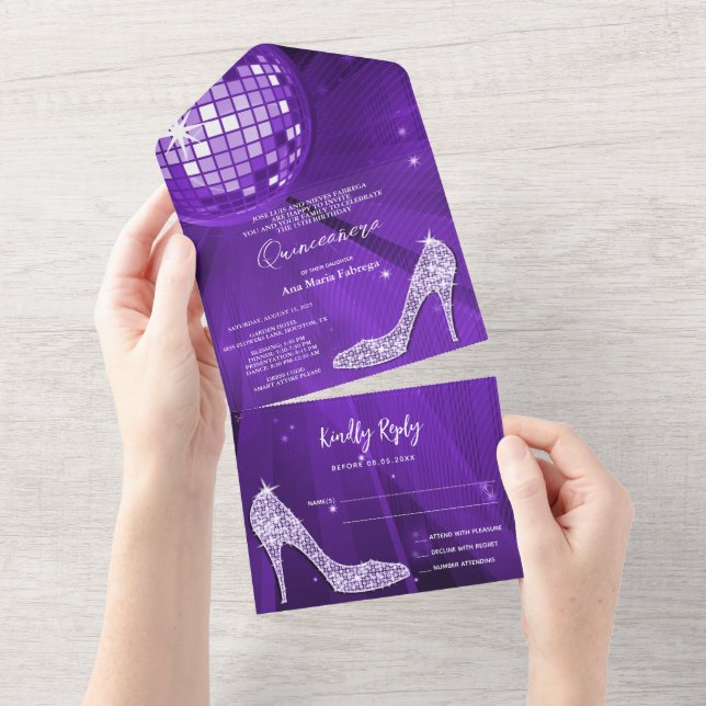 Disco-Ball und Heelse Lila Quinceñera All In One Einladung (Abreißen)
