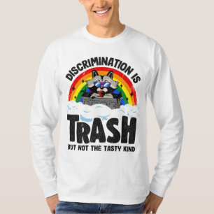 Diskriminierung ist Mülleimer-Regenbogenflagge T-Shirt
