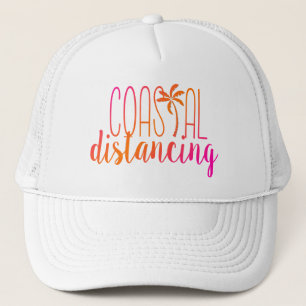 Distances côtières   Casquette de plage rose et or