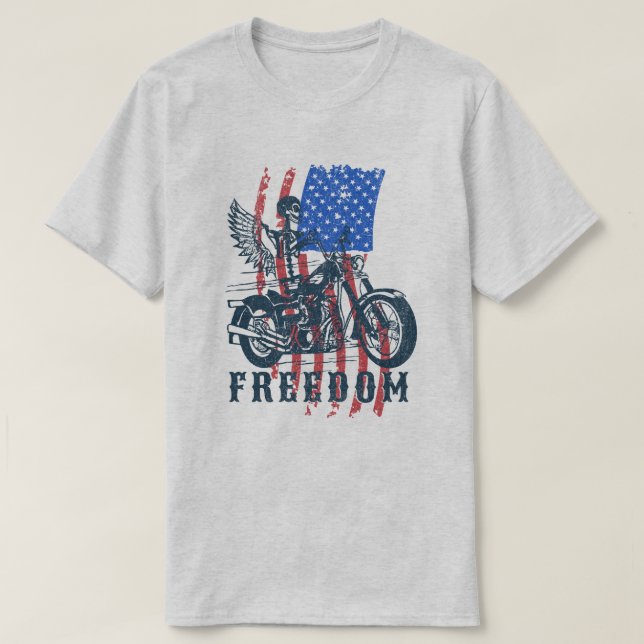Distressed American Flag Motorcycle Rider Freedom T-Shirt (Design vorne)