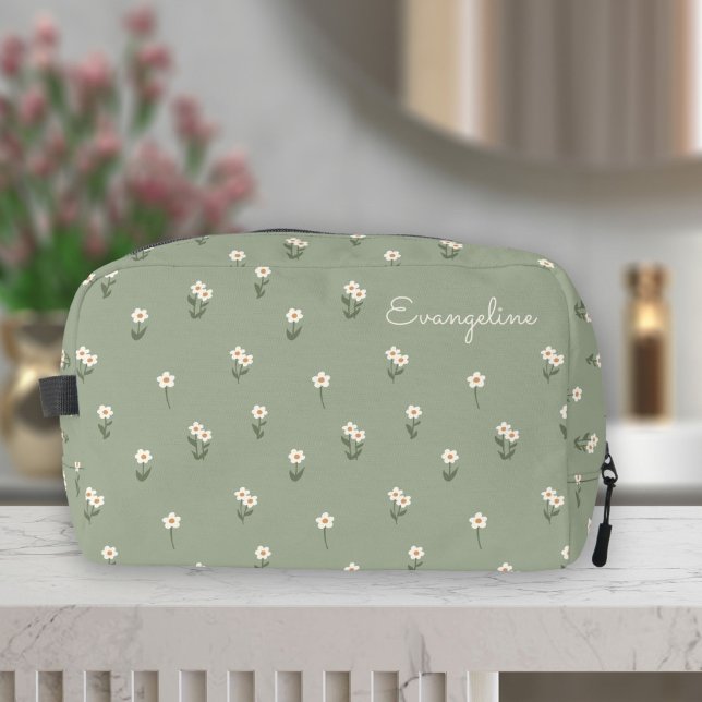 Ditsy Floral Boho Wildflower Sage Green Name Waschbeutel (Von Creator hochgeladen)