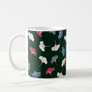 Ditsy Ginkgo: Dunkler Herbst Nahtlos. Kaffeetasse