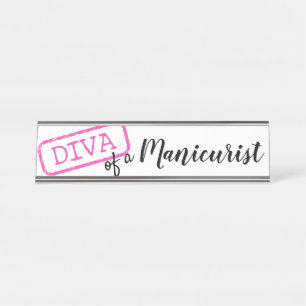 "DIVA" eines Manicuristen Schreibtischnamensplakette