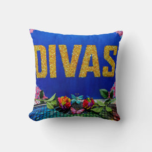 Divas Throw Pillow Kissen