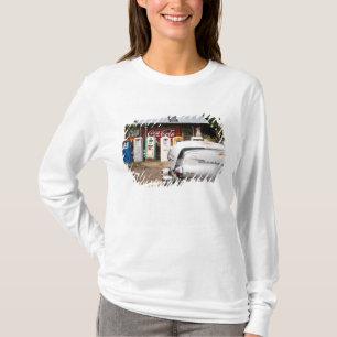 Dixon, New Mexico, Vereinigte Staaten. Oldtimer T-Shirt