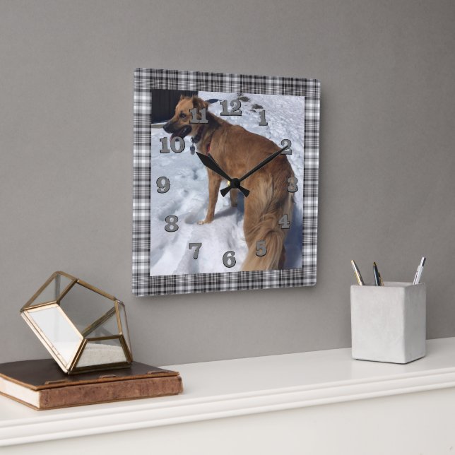 DIY Hund Foto mit kariertem, grauem und schwarzem  Quadratische Wanduhr (Büro)