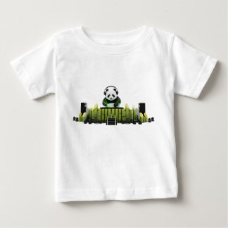 DJ Panda bei der Aufführung auf der Bamboo Festiva Baby T-shirt