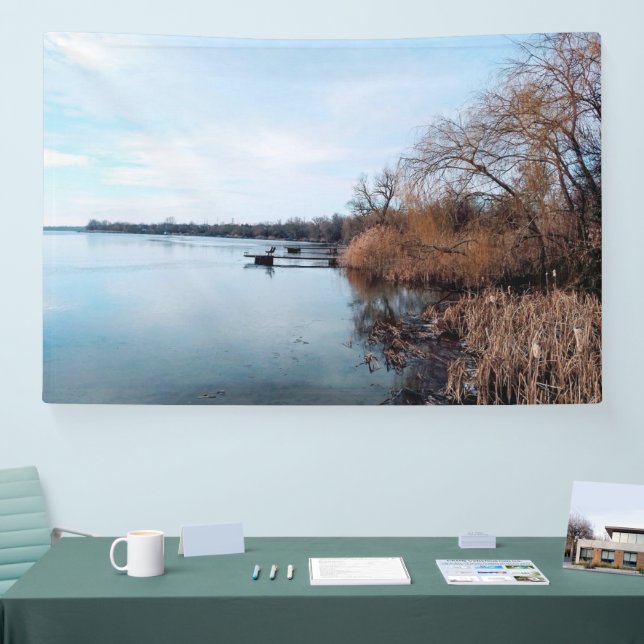 Dnieper Fluss mit Schilfdkröten in der Ukraine Banner (Messe)