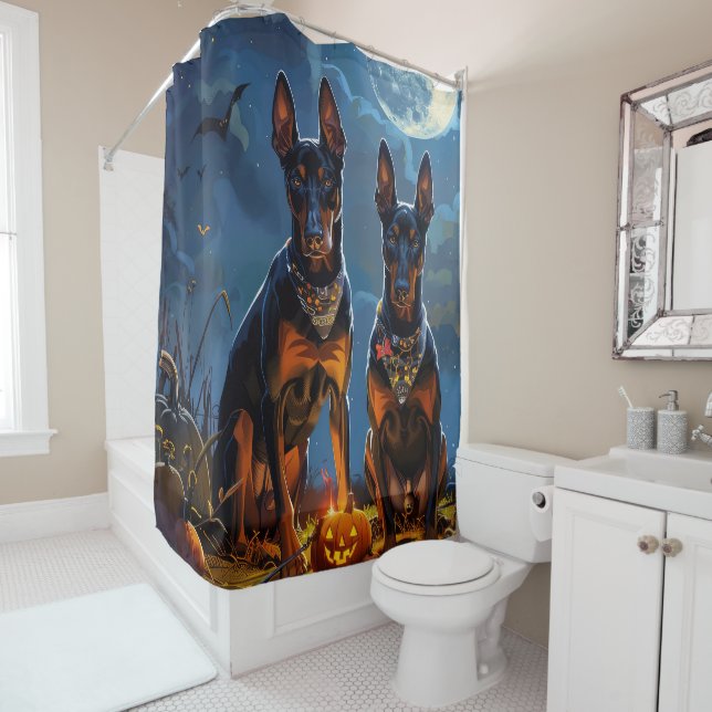 Doberman Halloween Spooky Duschvorhang (Beispiel)