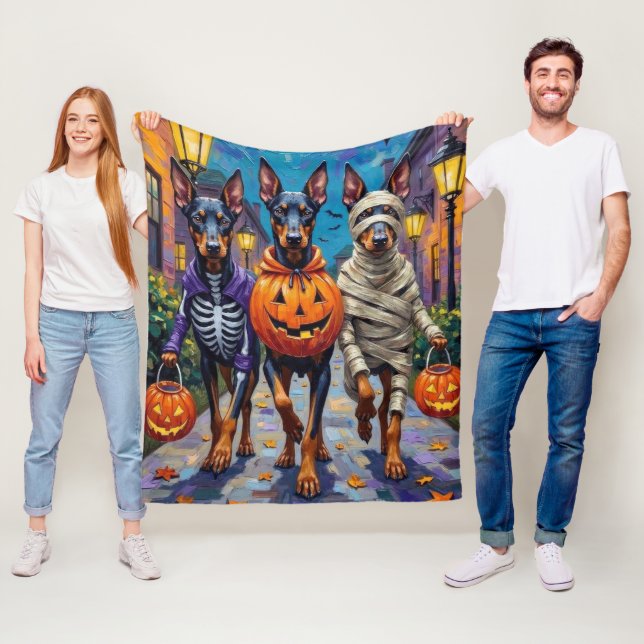 Doberman Hunde Trick-or-Treating Halloween-Kostüme Fleecedecke (Beispiel)