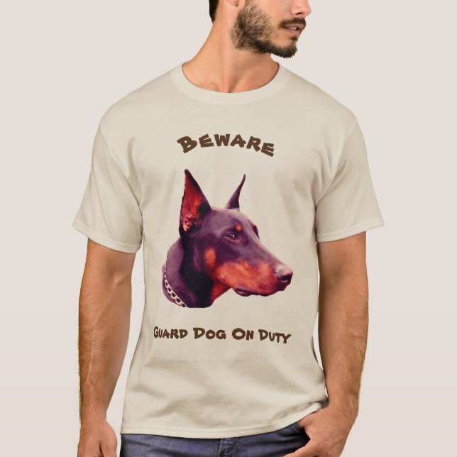 Doberman Pinscher Beware Funny T-Shirt (Vorderseite)
