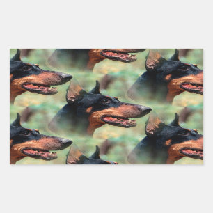 Doberman Pinscher im Wald Rechteckiger Aufkleber