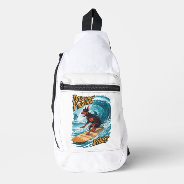 Doberman Pinscher Surfer Riding Tropical Wave Crossbody Bag (Vorderseite)