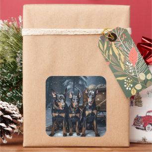 Doberman Snowy Sleigh Weihnachtsdekor Quadratischer Aufkleber